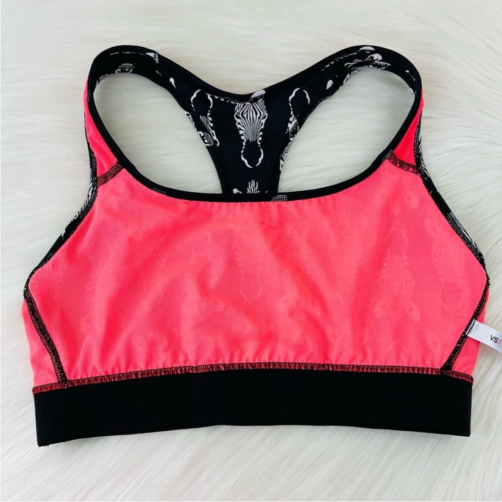 Victoria’s Secret VSX Sports Bra Large - Picture 9 of 10